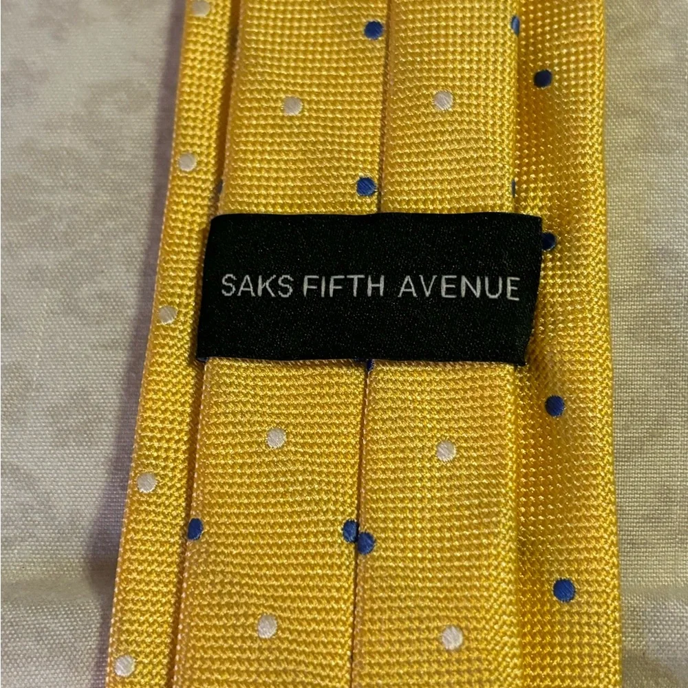 Boys SAKS FIFTH Avenue Gold Tie